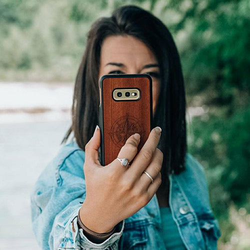 Axion unique wooden compass phone case